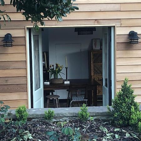 Stylish Cottage In The Pewsey Vale Marlborough Bagian luar foto