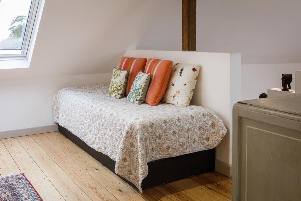 Stylish Cottage In The Pewsey Vale Marlborough Bagian luar foto